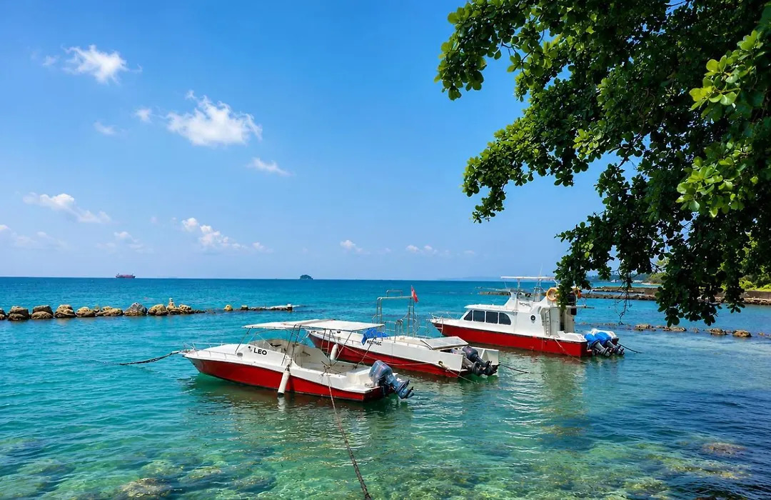 Allisa Resort Hotel-1